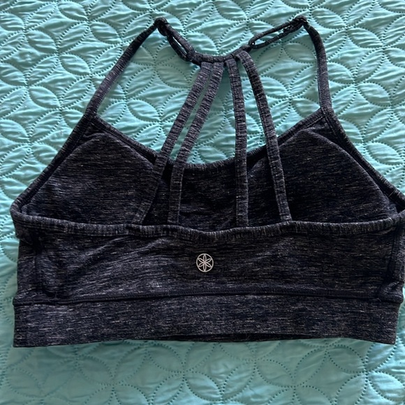 VS Lot of 7 sports bras - M Gaiam, Victorias Secret, Fabletics - Picture 3 of 10